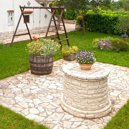 Apartment Apartman Orbanici Orbanici
