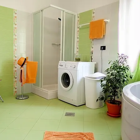 Apartman Orbanici Lägenhet